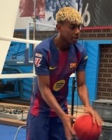 kaiyun-水平如何？巴萨晒亚马尔投篮视频，连续命中两球