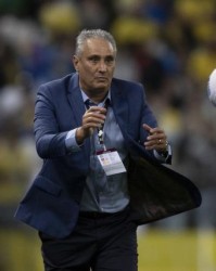 提前5轮出线不足喜 巴西队世界杯想拿六冠难度大