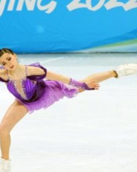 开云体育下载-欧洲看冬奥：15岁，她用一周尝遍人生百态