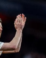 开云体育网址-佩蒂特：赖斯两次任意球力量十足&amp;技巧精湛，不知哪名门将能挡出