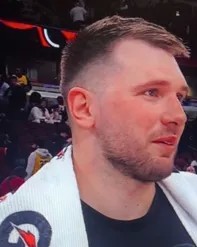 开云体育网址-东契奇：原本以为海斯这次扣篮会失手，那真是个精彩的扣篮